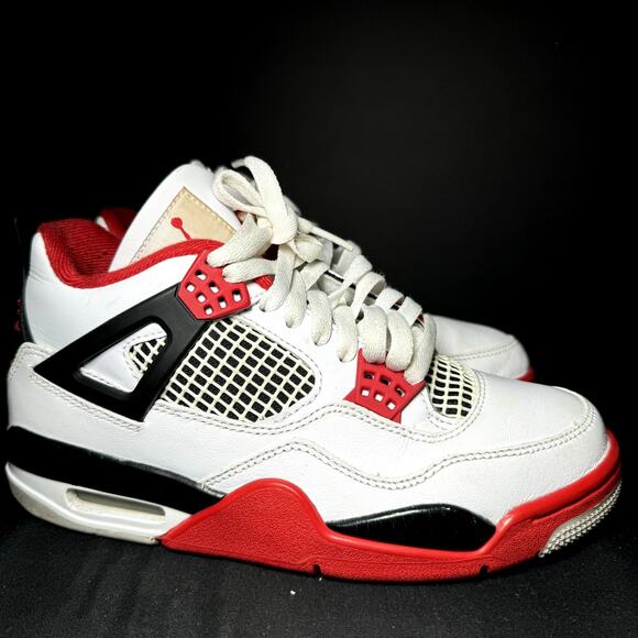 Size 4.5 - Nike Air Jordan 4 Retro OG Fire Red 2020 Men's Shoes - Picture 1 of 9